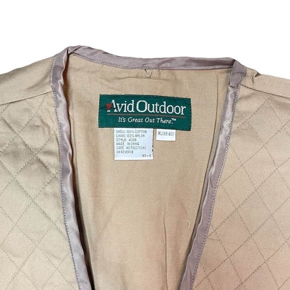 AVID OUTDOORS MEN’S UTILITY VEST IN KHAKI- NWT! - Picture 3 of 5